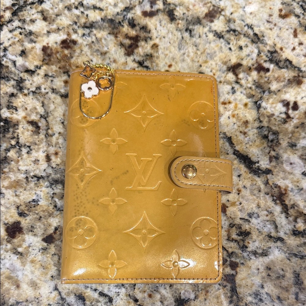Louis Vuitton Yellow Vernis Monogram Agenda Cover with Charm